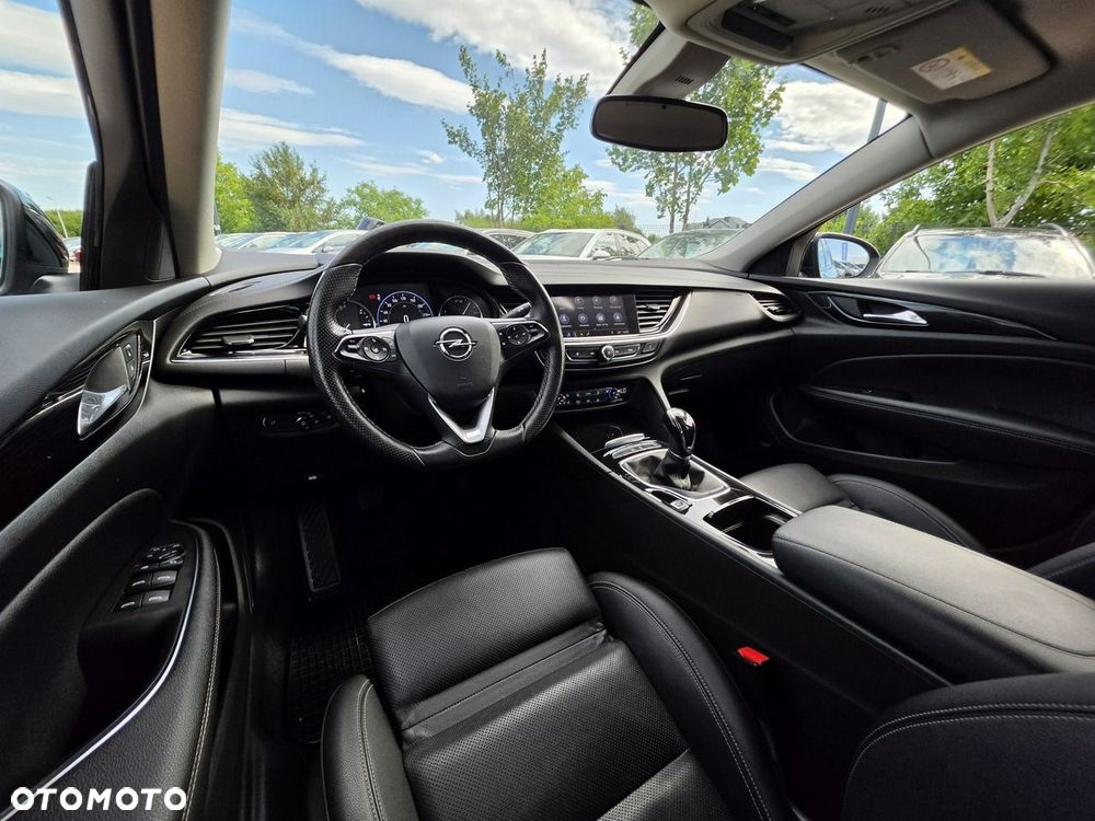 Opel Insignia 1.6 Exclusive - 36