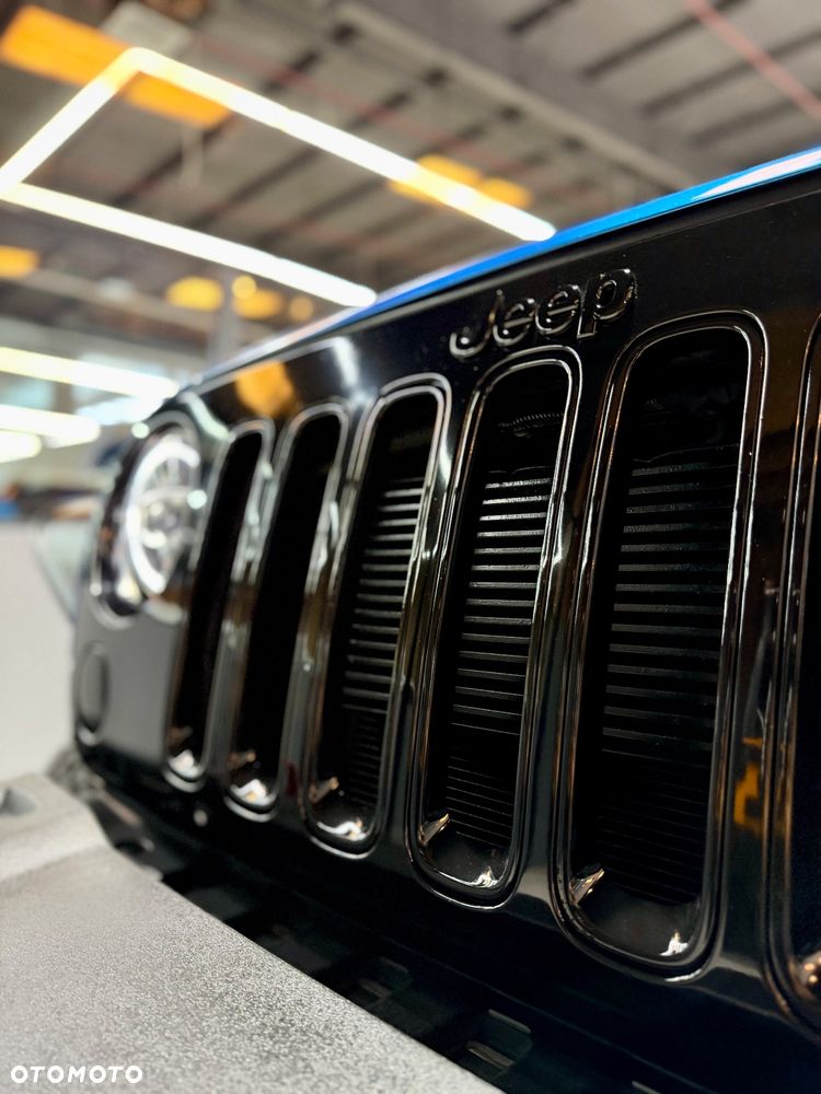 Jeep Wrangler 3.6 Unlim Night Eagle - 8