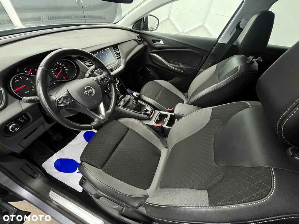 Opel Grandland X - 17