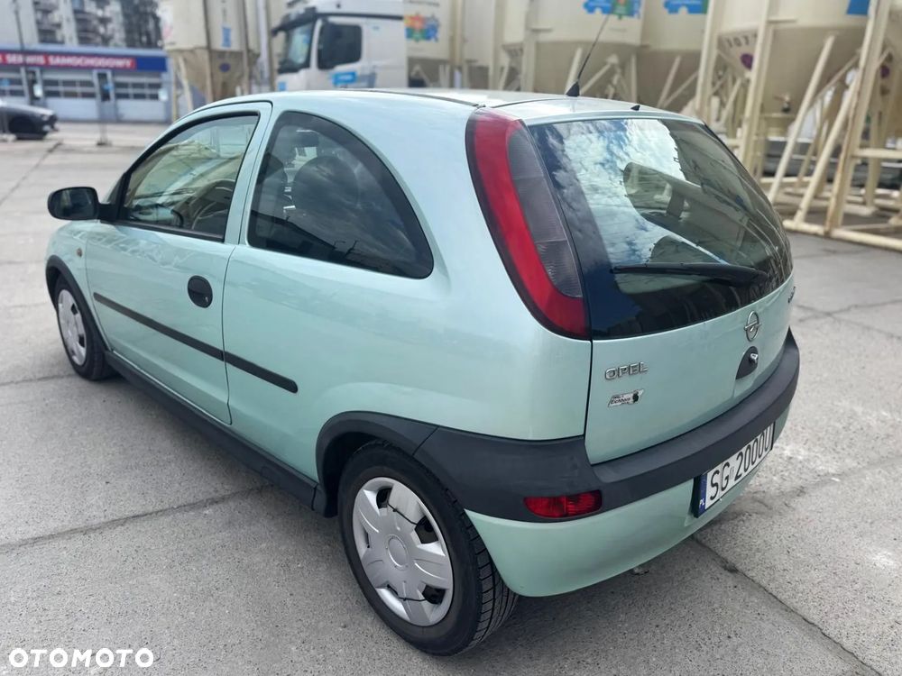 Opel Corsa - 4