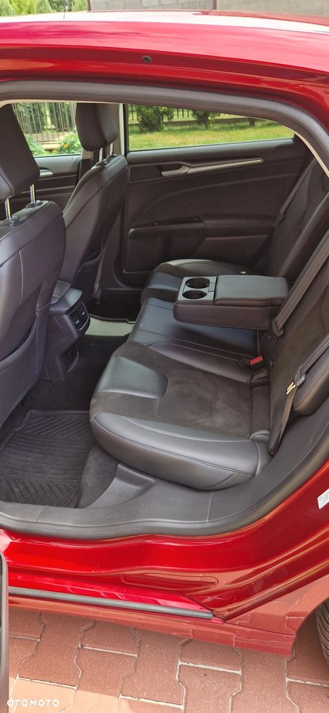 Ford Mondeo 2.0 TDCi Titanium PowerShift - 17