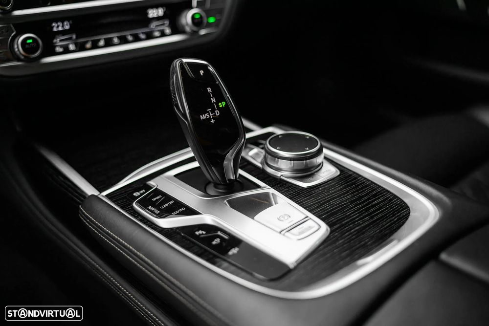 BMW 740 d xDrive Pack M - 21