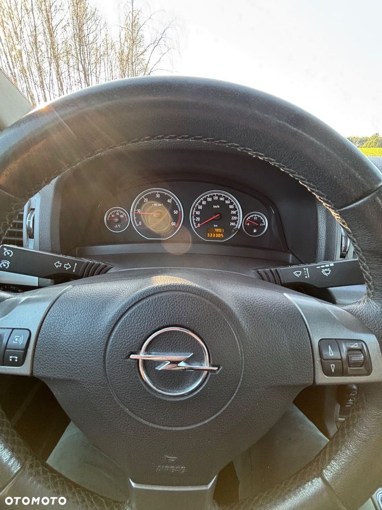 Opel Vectra 1.9 CDTI Cosmo - 14