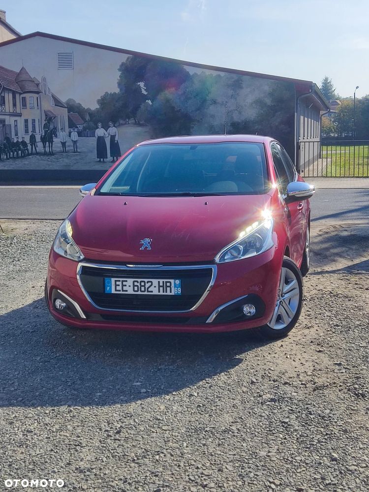 Peugeot 208 1.2 VTi Allure - 4
