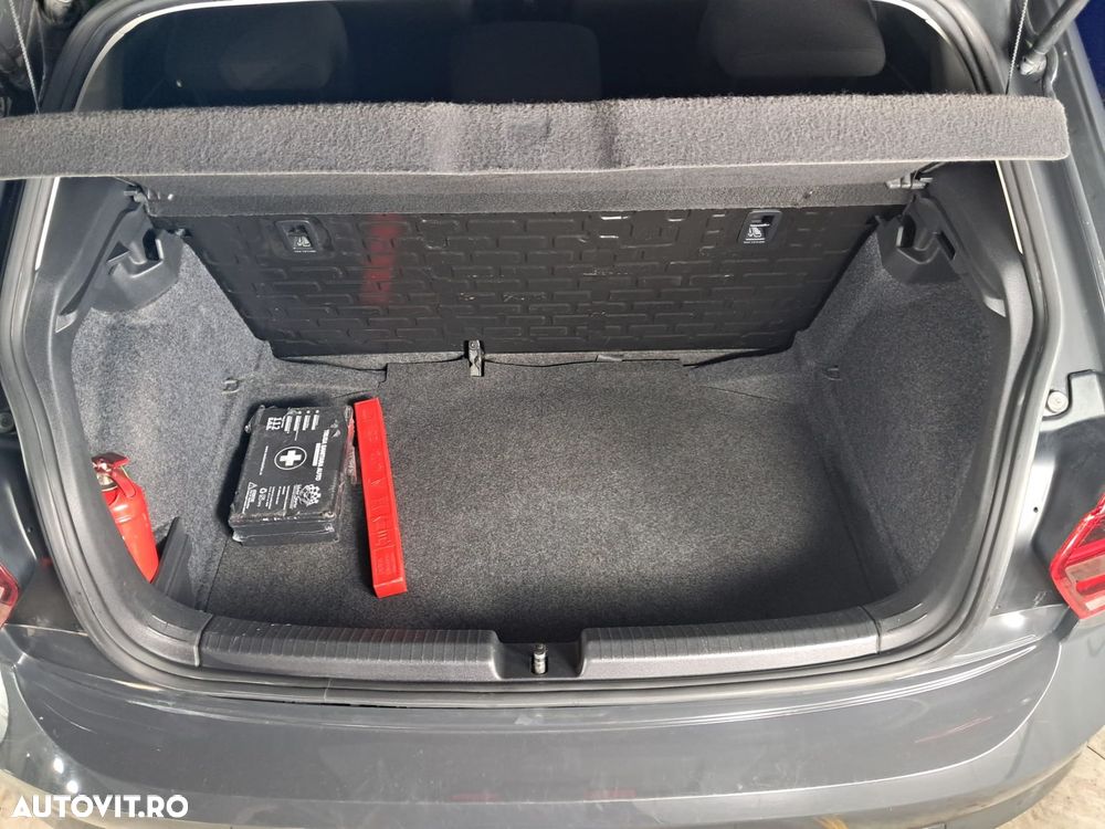 Volkswagen Polo - 21