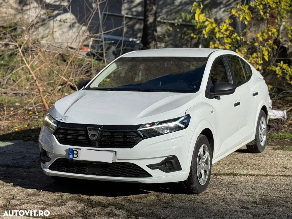 Dacia Logan TCe 90 Essential - 1