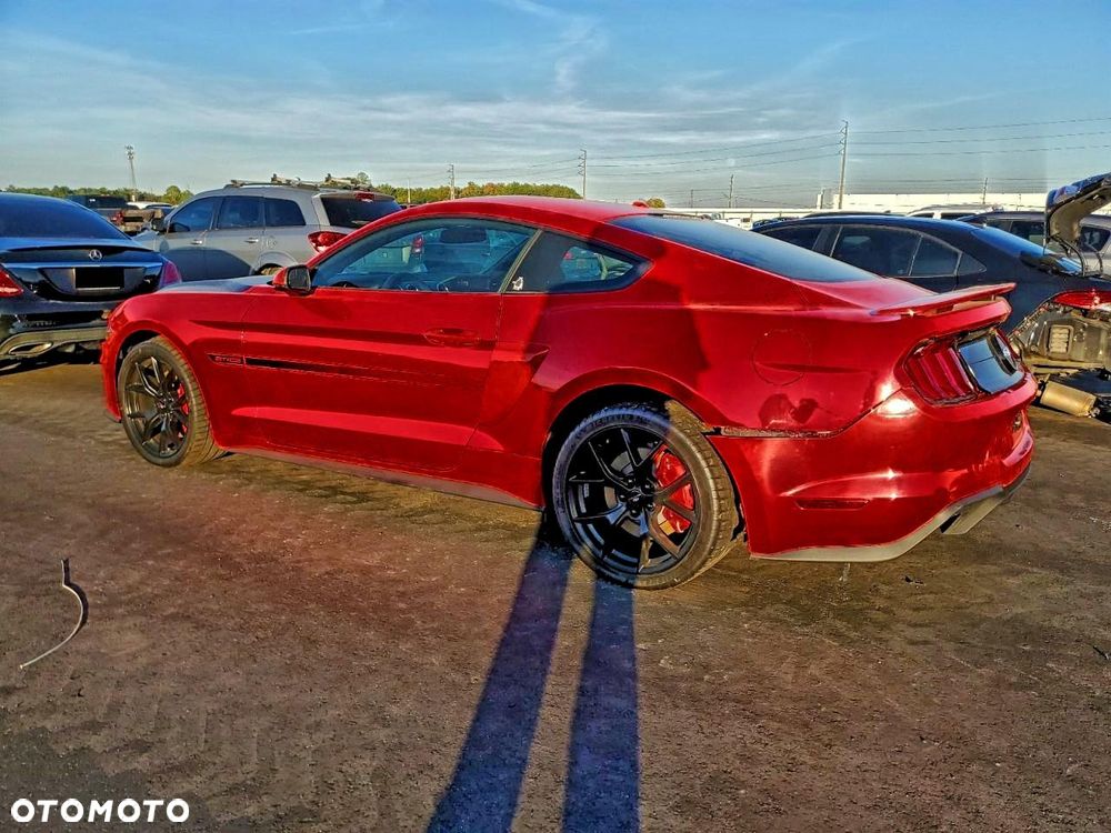 Ford Mustang - 5