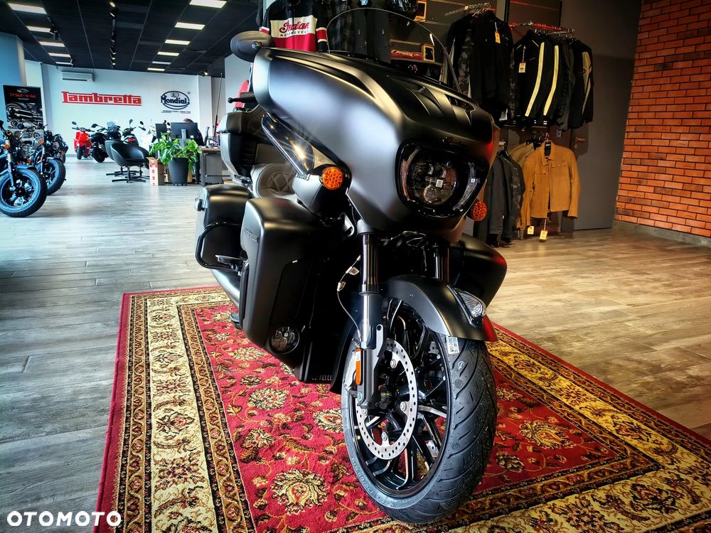 Indian Roadmaster - 4