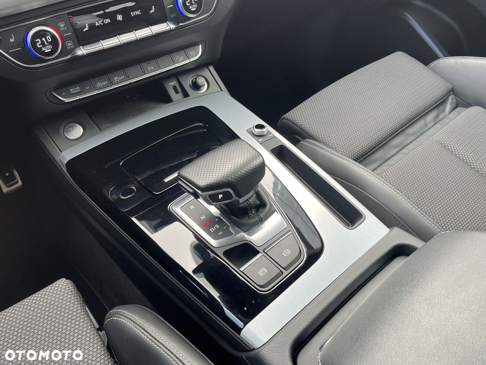Audi Q5 40 TFSI mHEV Quattro S Line S tronic - 23