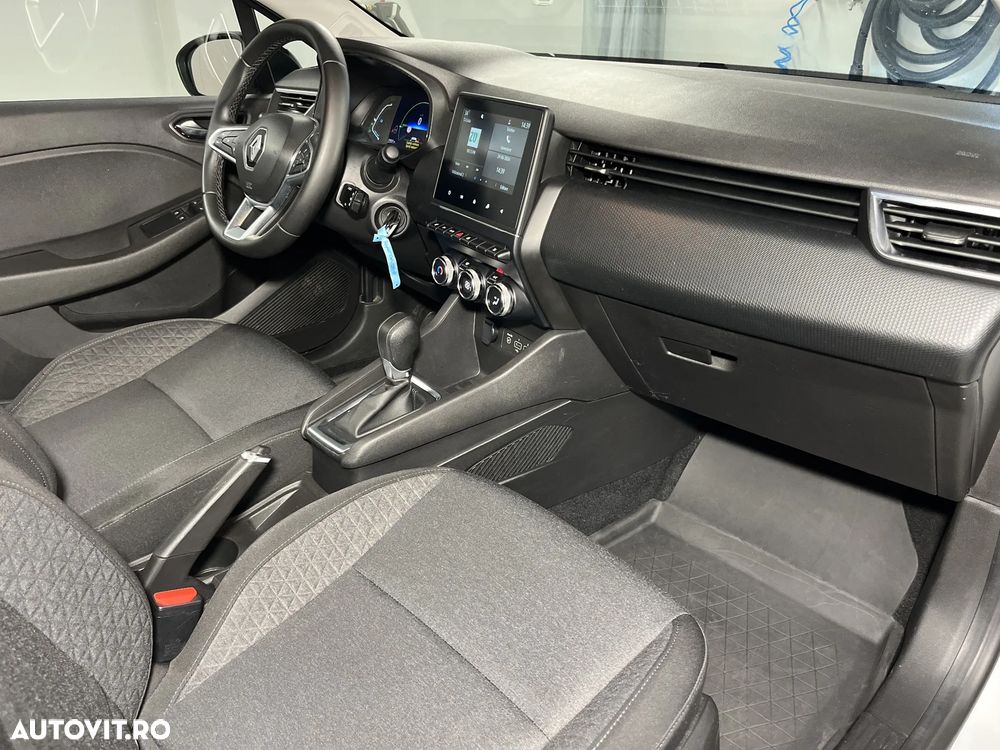 Renault Clio V full hybrid 145 Equilibre - 29
