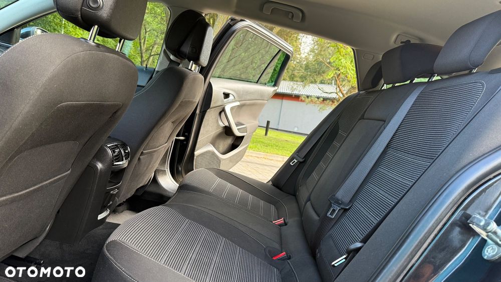 Opel Insignia 2.0 CDTI Cosmo S&S - 24