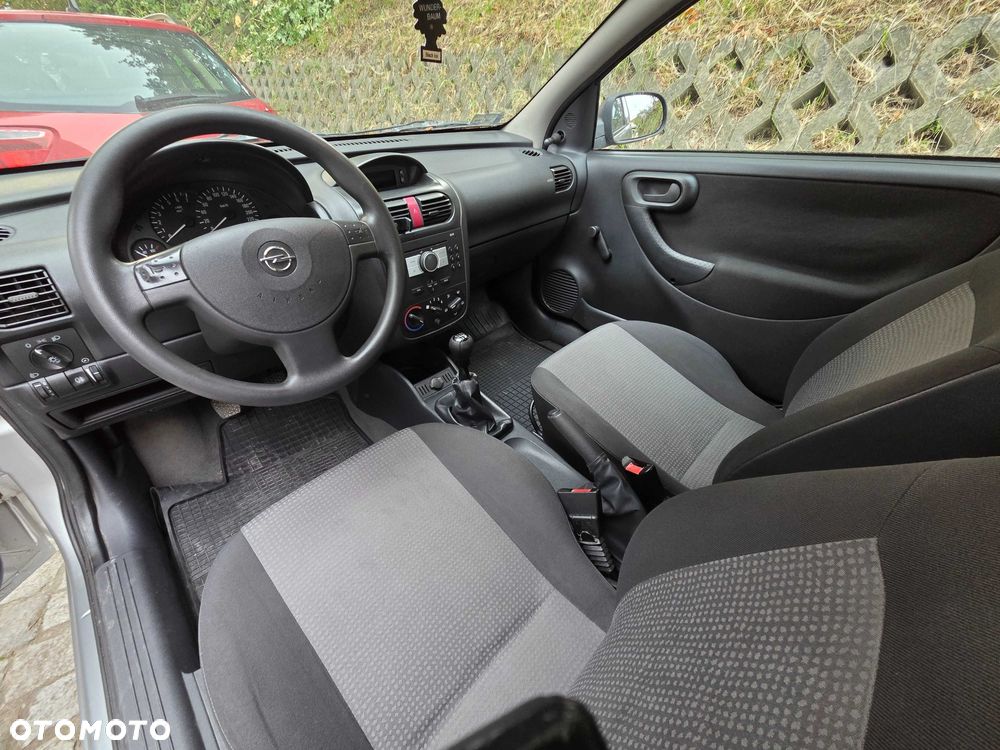 Opel Corsa - 4