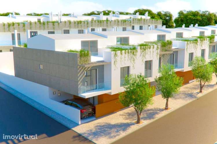 Lote de Terreno para construção de moradia em banda, localizado na Urb - Grande imagem: 2/39