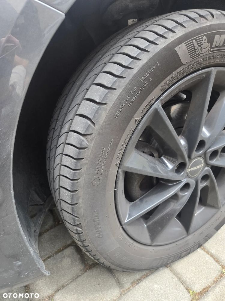 Volkswagen Caddy Maxi Comfortline 4Motion - 7