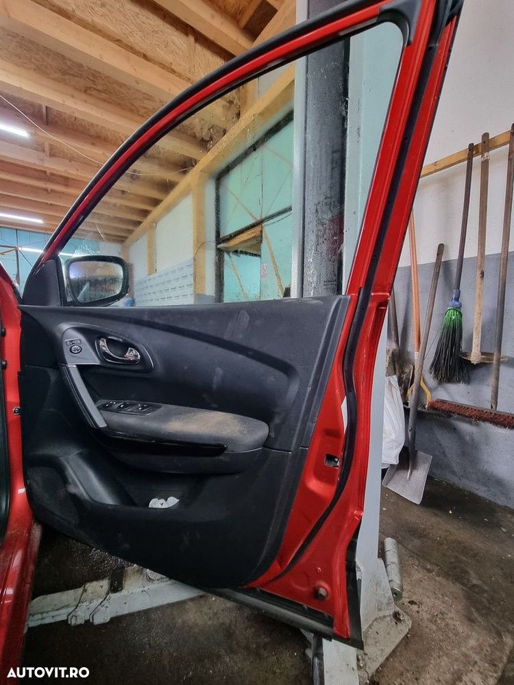 Usa Dreapta Fata Renault Kadjar 2015 - 2018 SUV 4 Usi FLAME RED PEARL NNP (1317) - 2