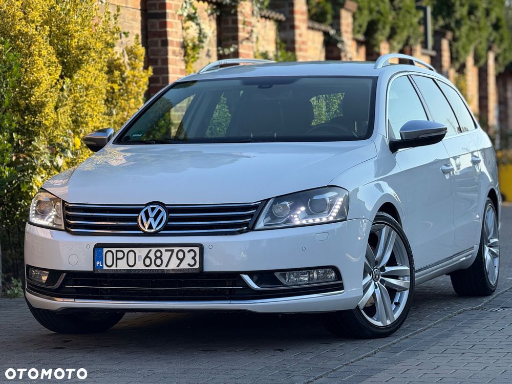 Volkswagen Passat 2.0 TDI DPF DSG Highline - 1