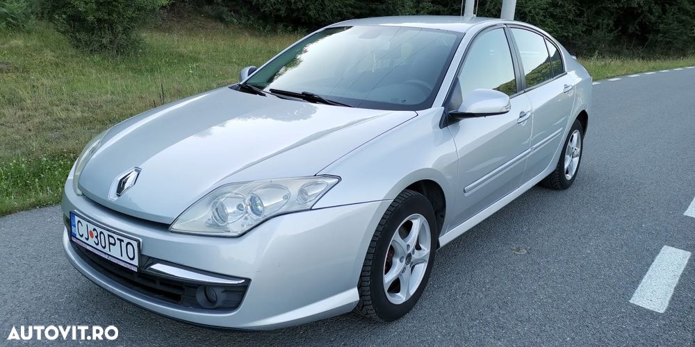 Renault Laguna - 1