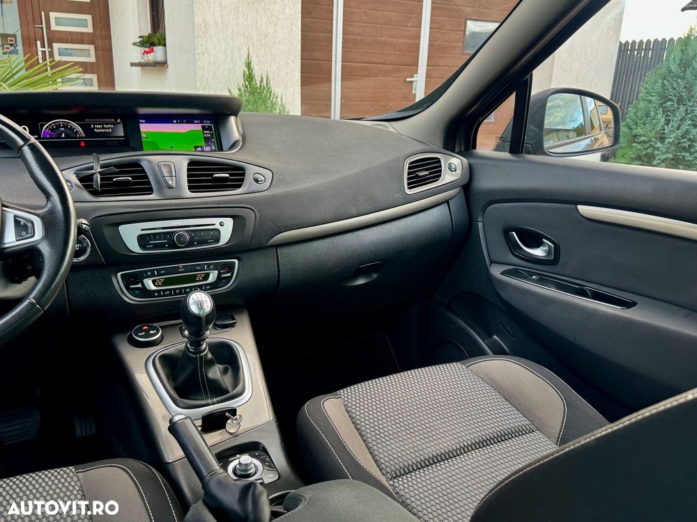 Renault Scenic - 23