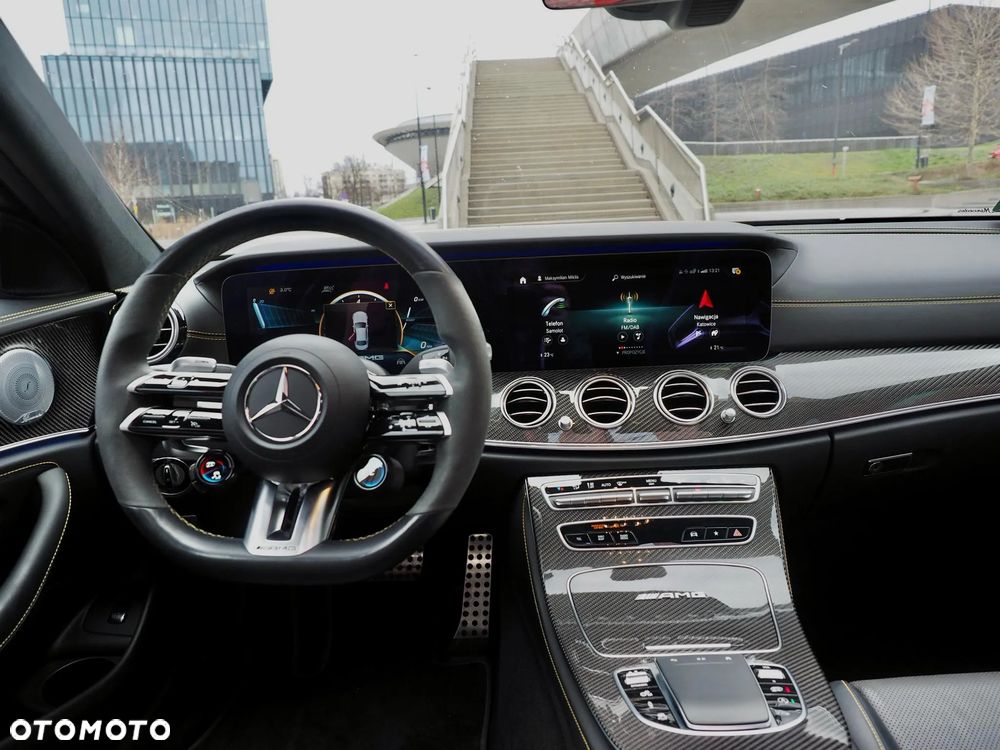 Mercedes-Benz Klasa E AMG 63 S 4-Matic+ - 21