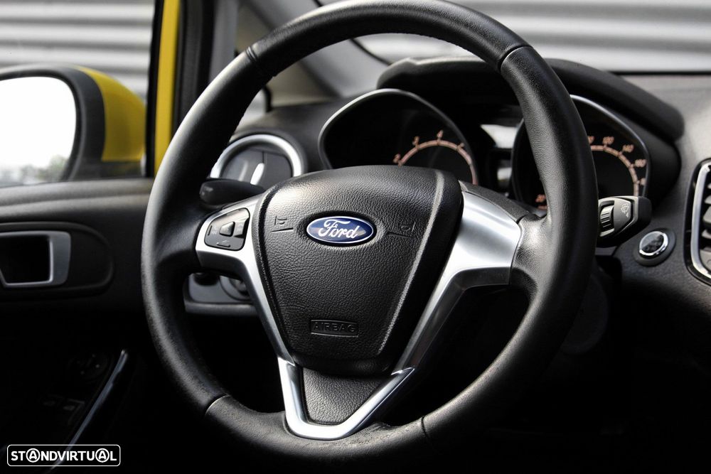 Ford Fiesta 1.0 EcoBoost Titanium - 26