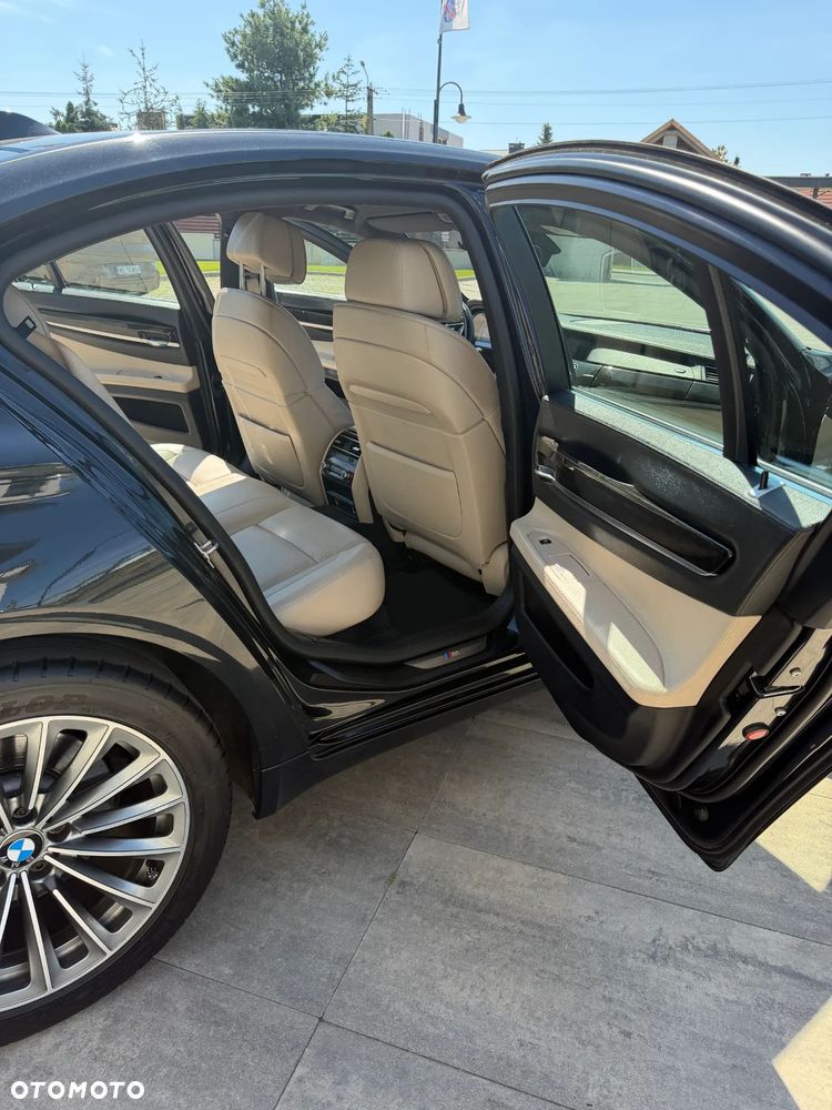BMW Seria 7 740d xDrive - 7