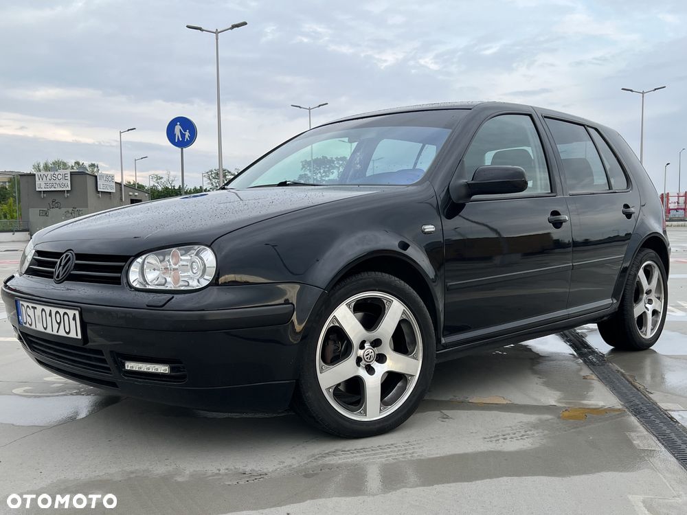 Volkswagen Golf - 17
