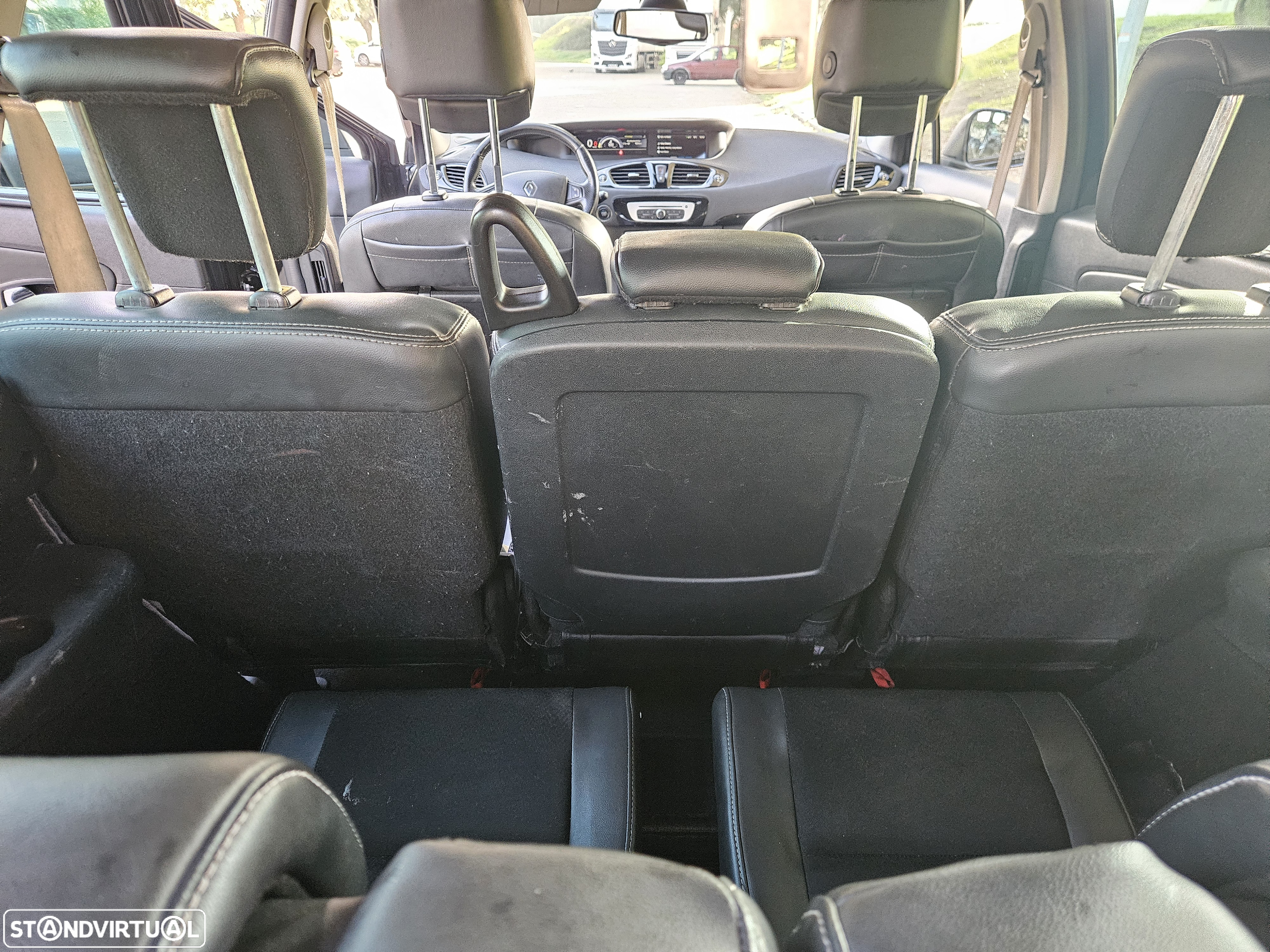 Renault Grand Scénic 1.6 dCi Bose Edition SS - 28