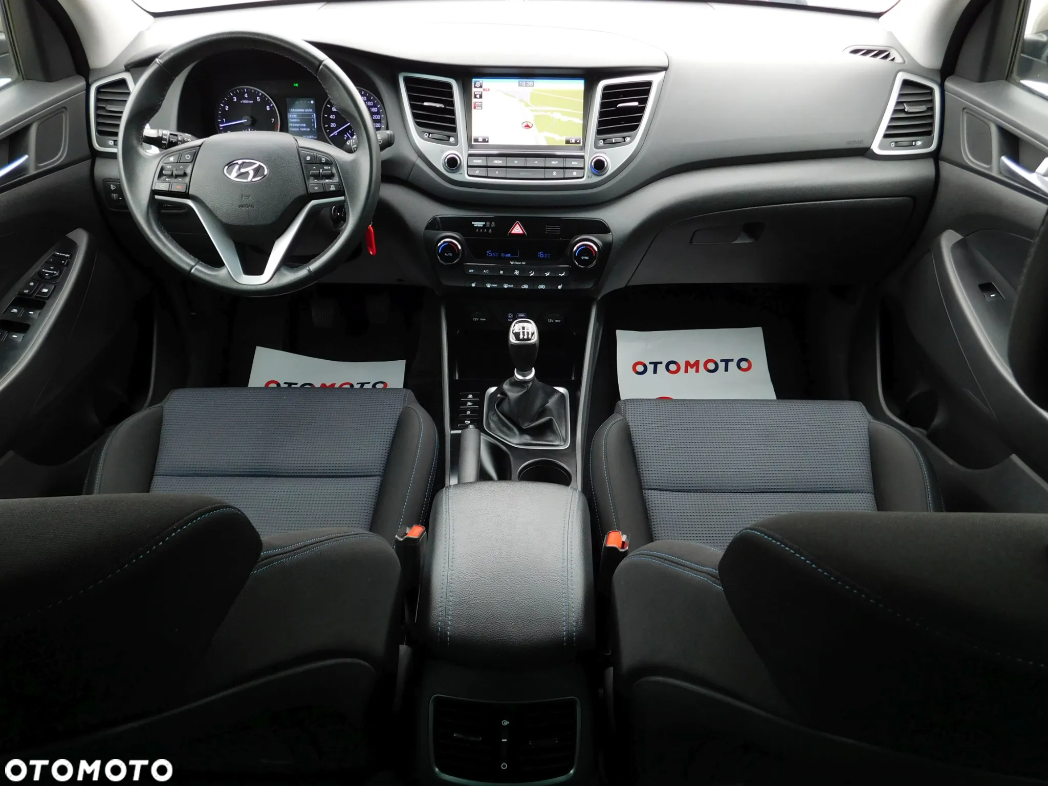 Hyundai Tucson 1.6 GDi 2WD Pure - 15