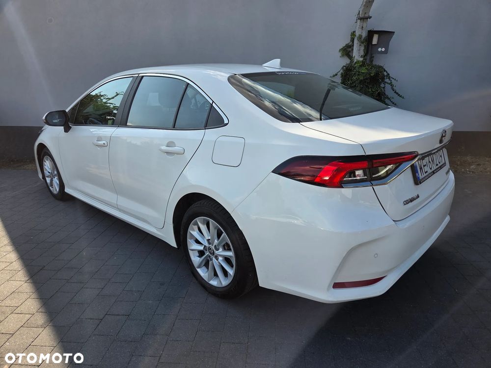 Toyota Corolla - 5