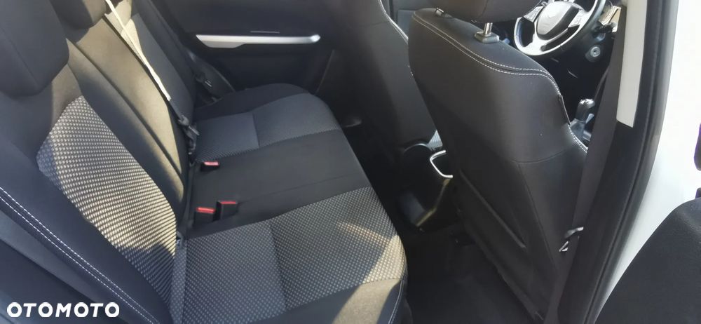 Suzuki Vitara 1.6 (4x4) Allgrip Comfort+ - 14