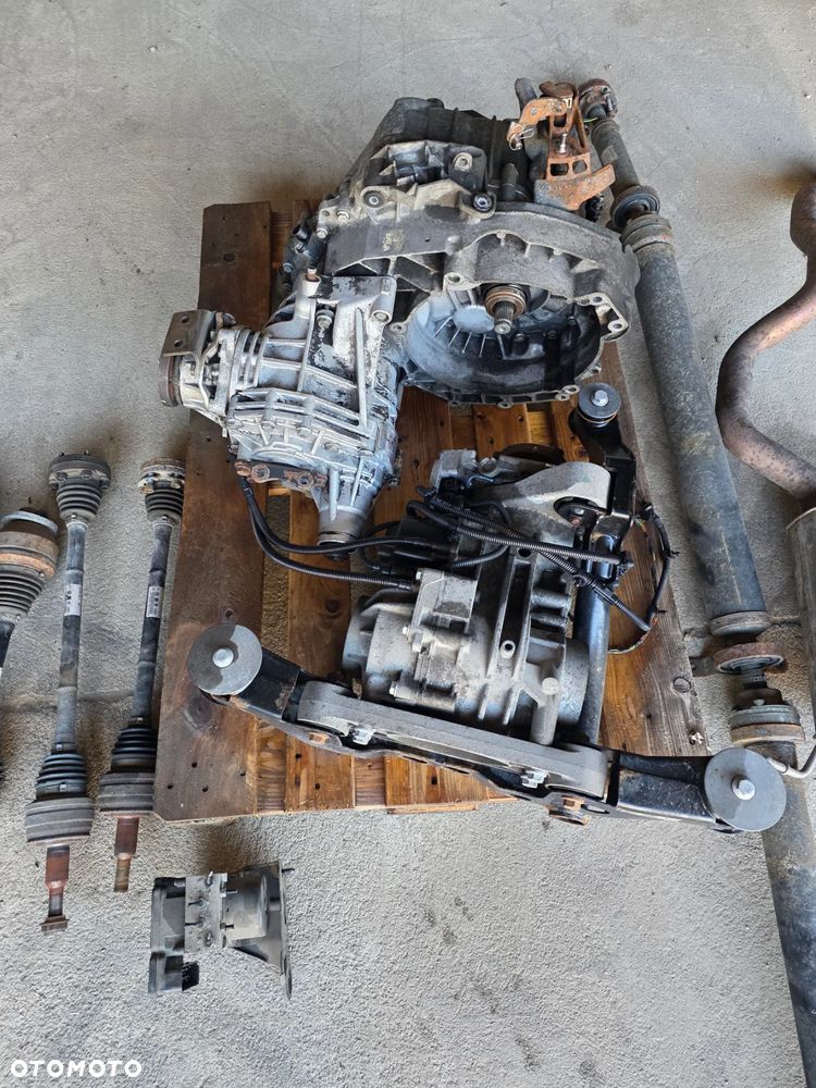 VW T5 2.5 TDI 4MOTION NAPĘD SKRZYNIA MOST REDUKTOR WAŁ PÓŁOŚ WYDECH ABS - 2