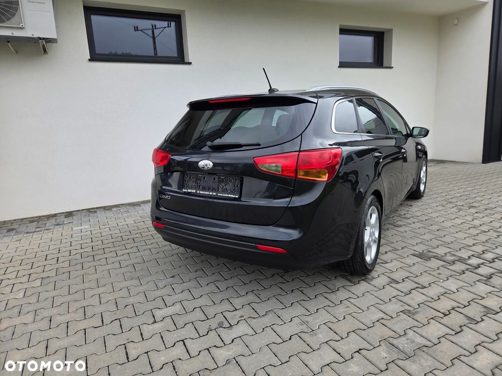 Kia Ceed - 4