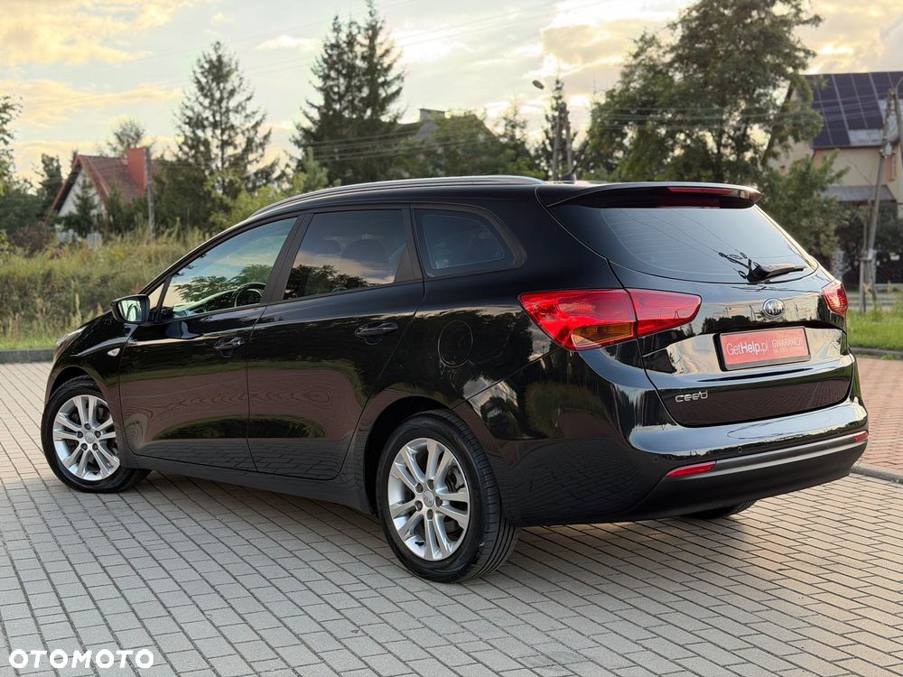 Kia Ceed 1.4 CVVT Dream Team Edition - 3