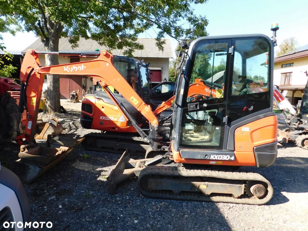 Kubota kx 030 waga 2,8t ( kx 027-4, U27 , cat 303) - 1