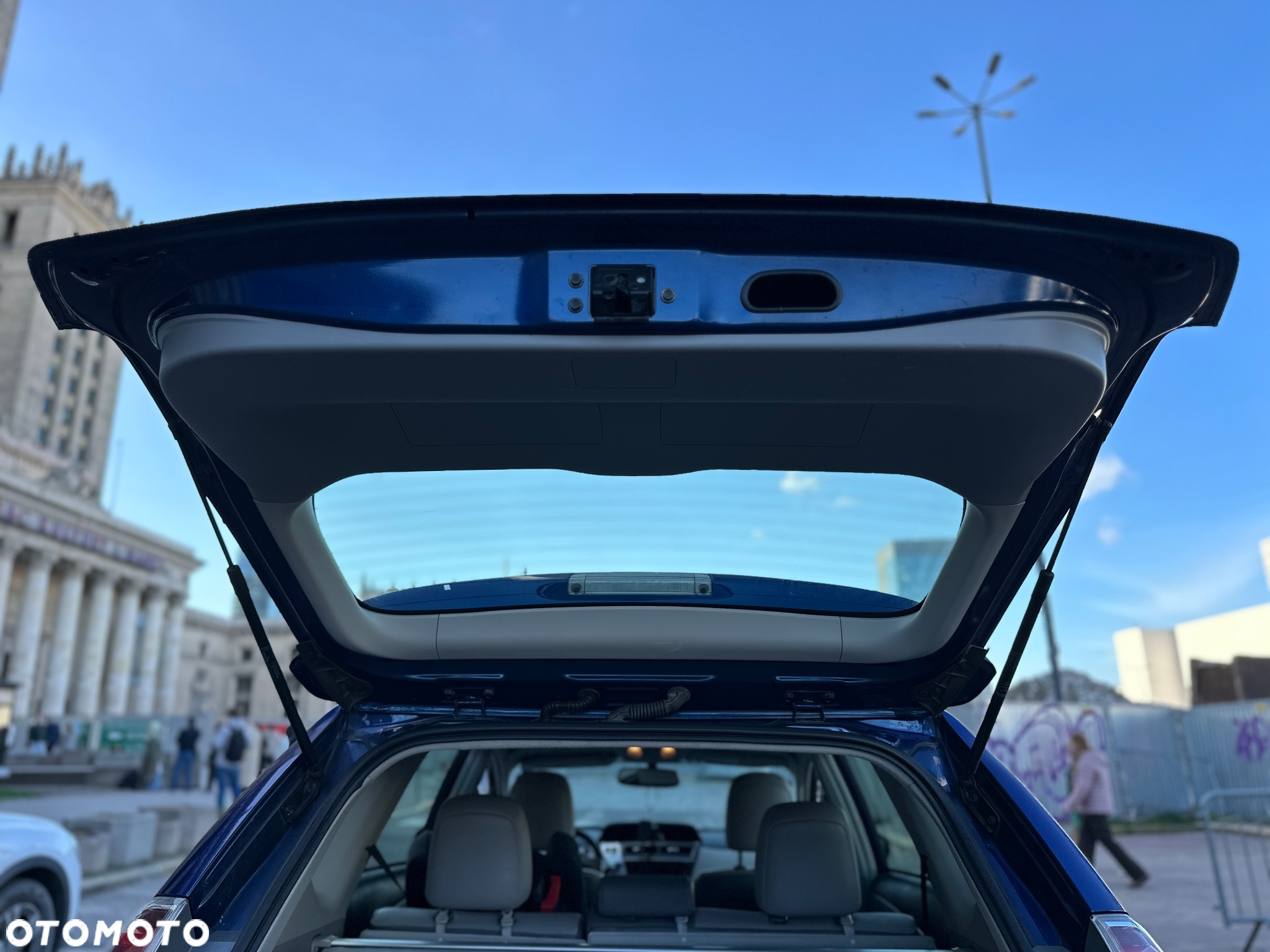 Toyota Prius+ (Hybrid) Comfort - 25