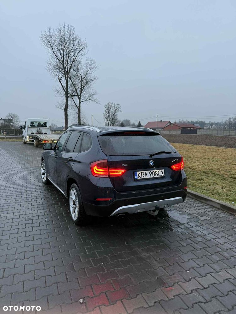 BMW X1 xDrive20d Sport Line - 10