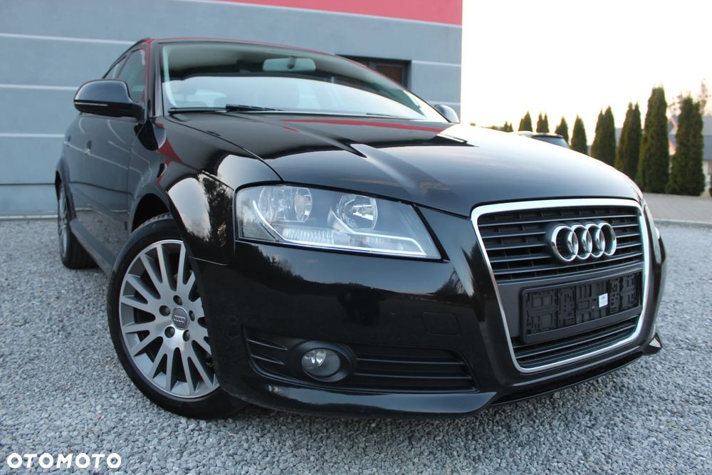 Audi A3 Sportback - 2
