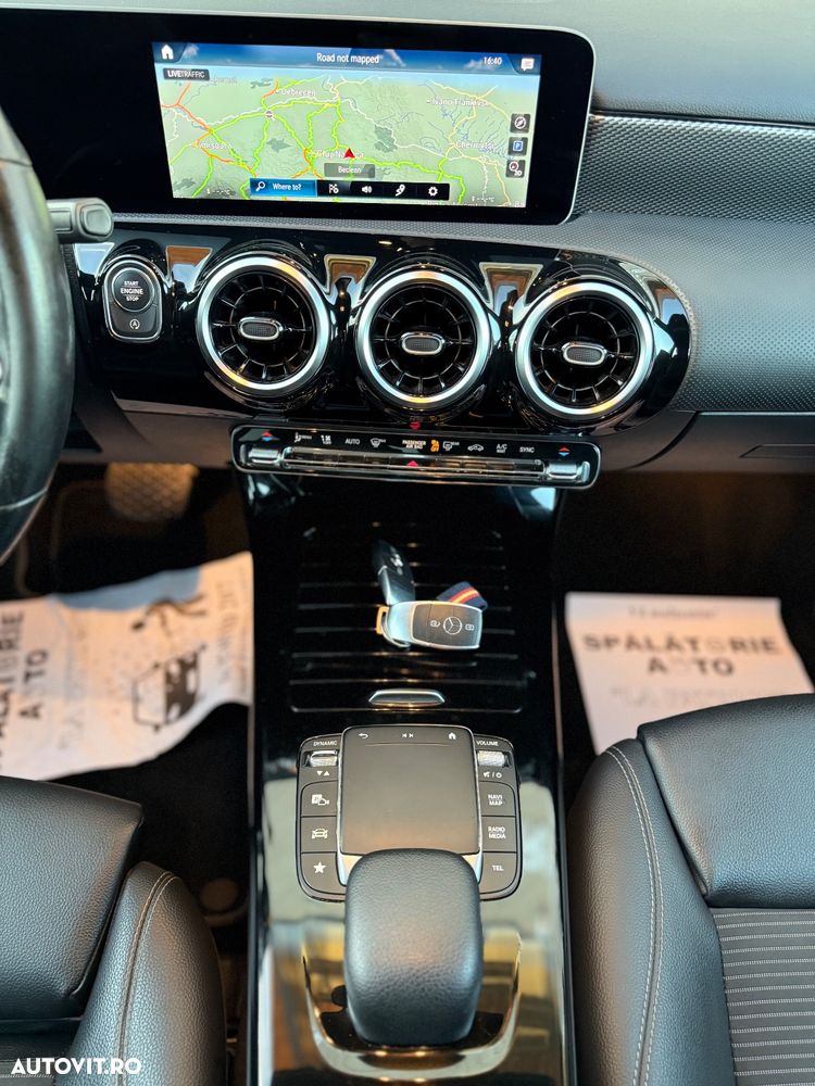 Mercedes-Benz A 180 d 7G-DCT AMG Line - 11