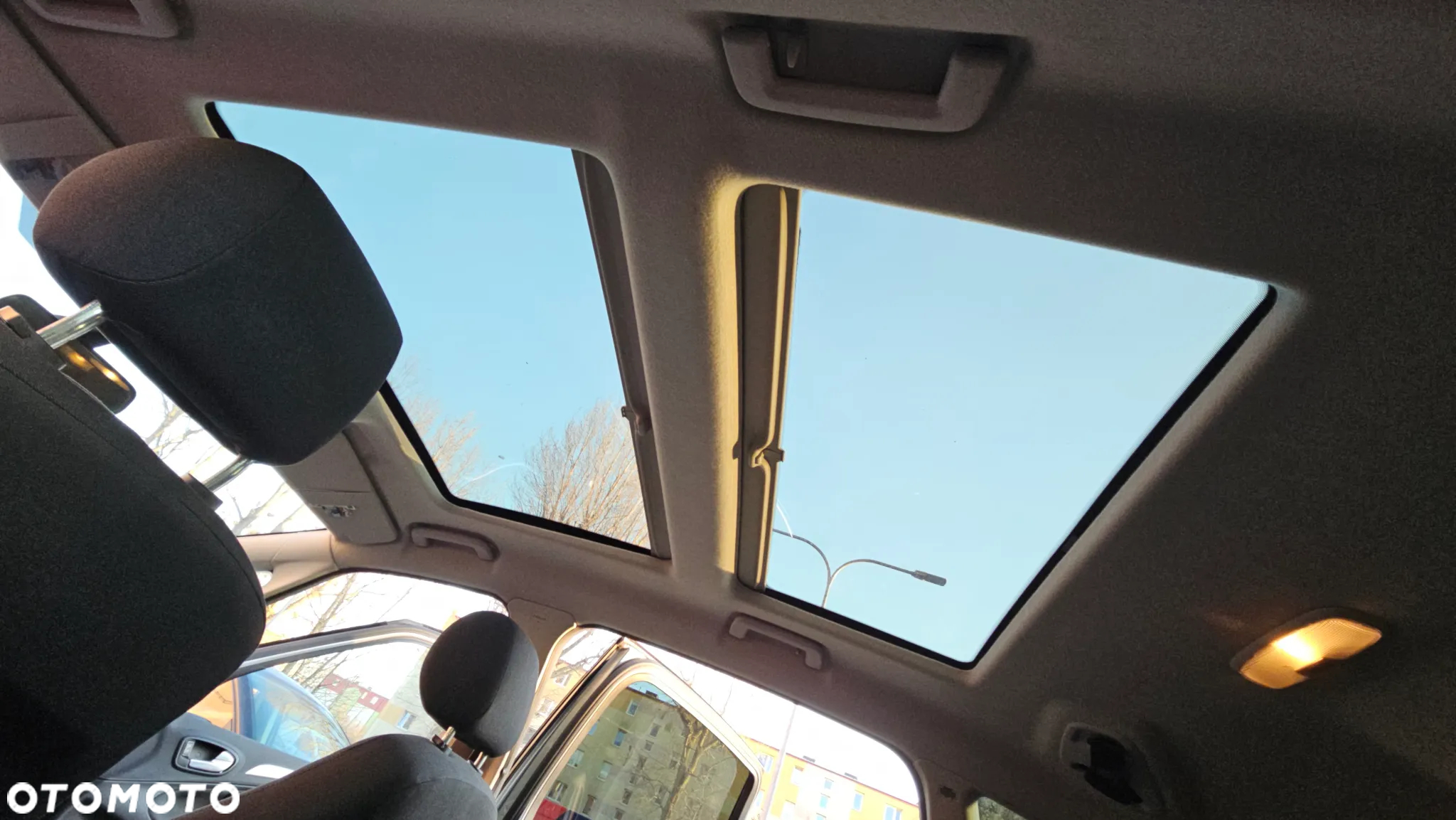 Ford S-Max 2.5 Titanium - 23