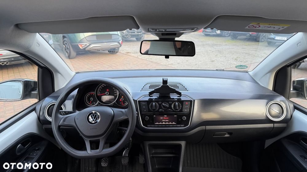 Volkswagen up! 1.0 move - 19
