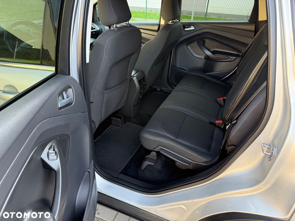 Ford Kuga - 6