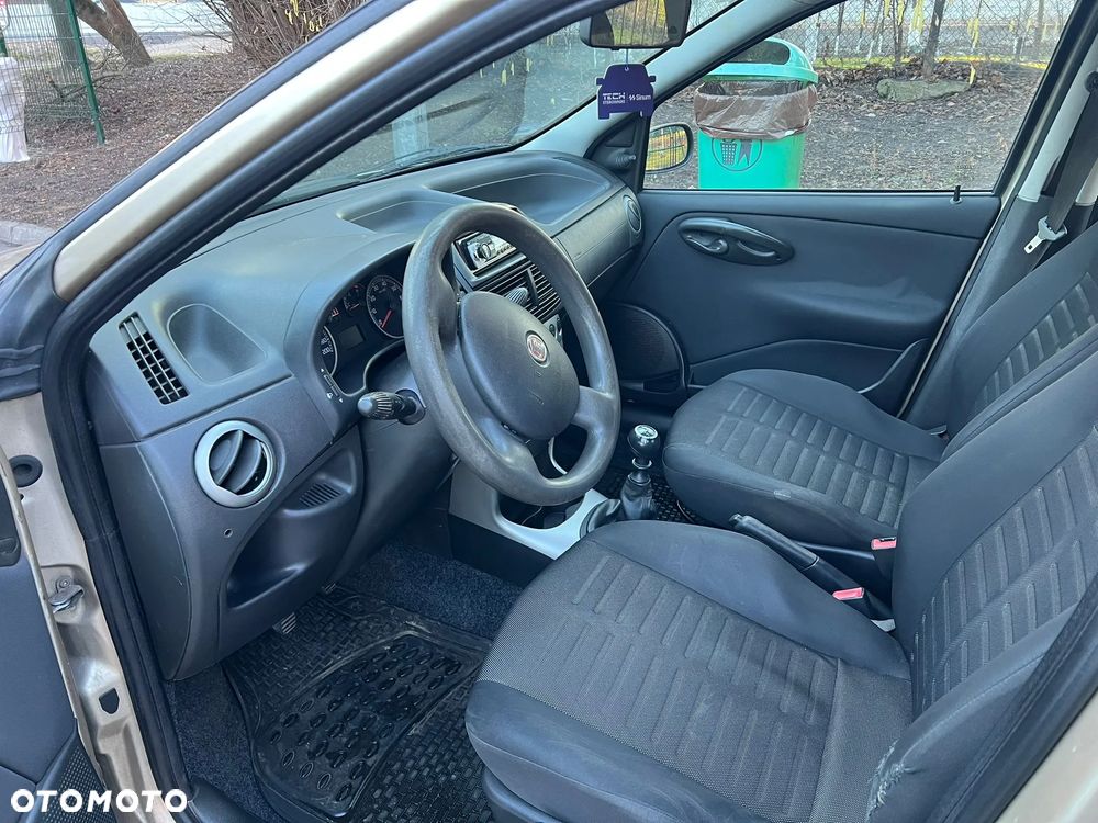 Fiat Punto - 4