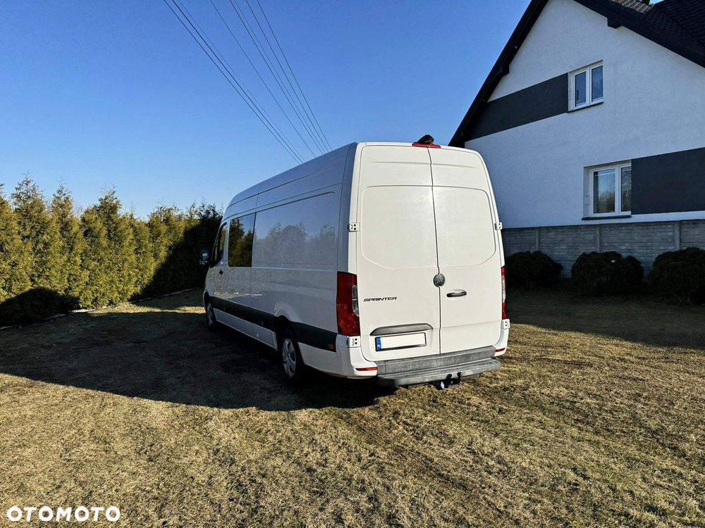 Mercedes-Benz Sprinter - 16