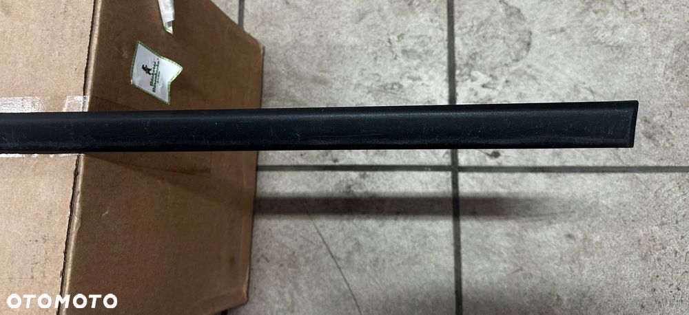 listwa drzwi prawa bmw 3 e46 5113-8252378 - 3