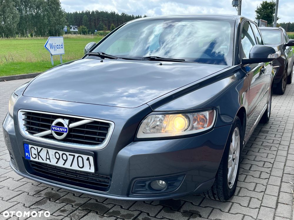 Volvo V50 - 1
