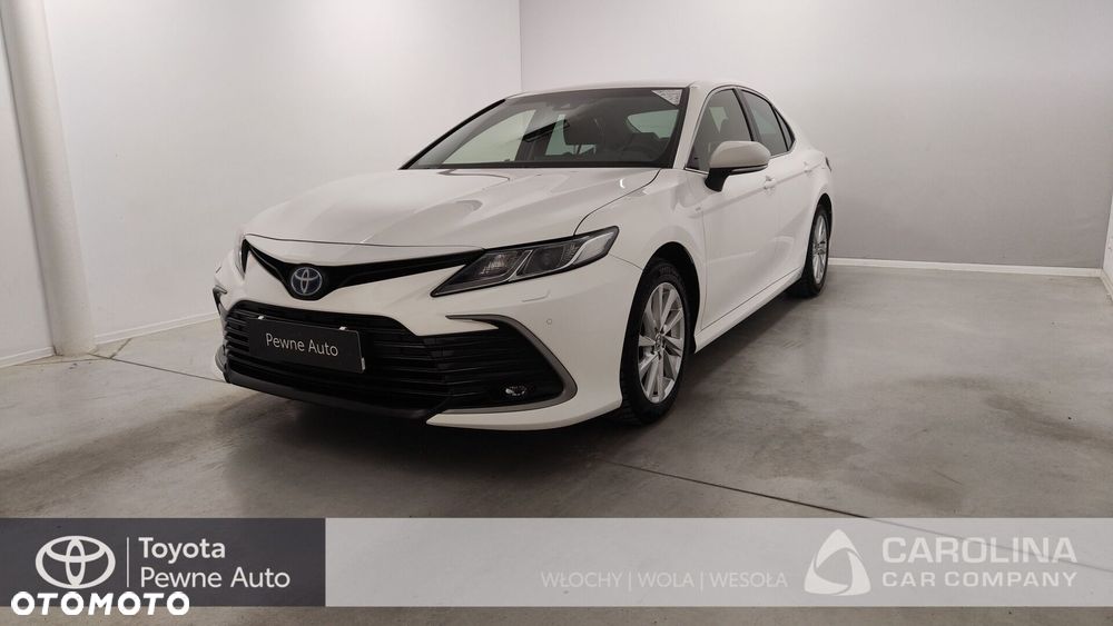 Toyota Camry 2.5 Hybrid Comfort CVT - 2