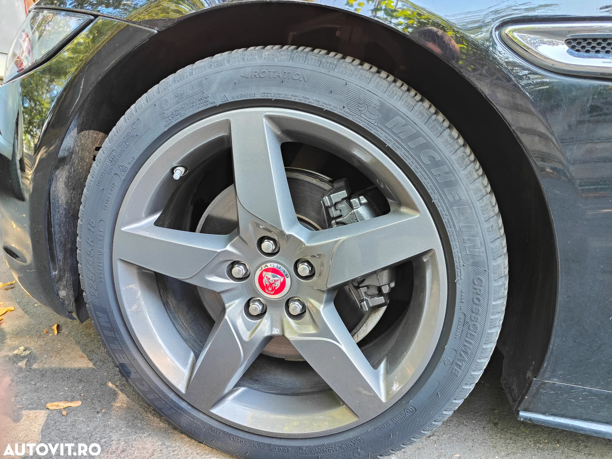 Jaguar XE 2.0 Prestige - 7