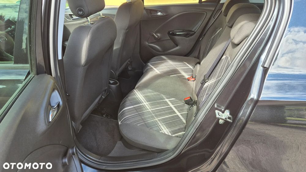 Opel Corsa 1.4 16V Cosmo - 14
