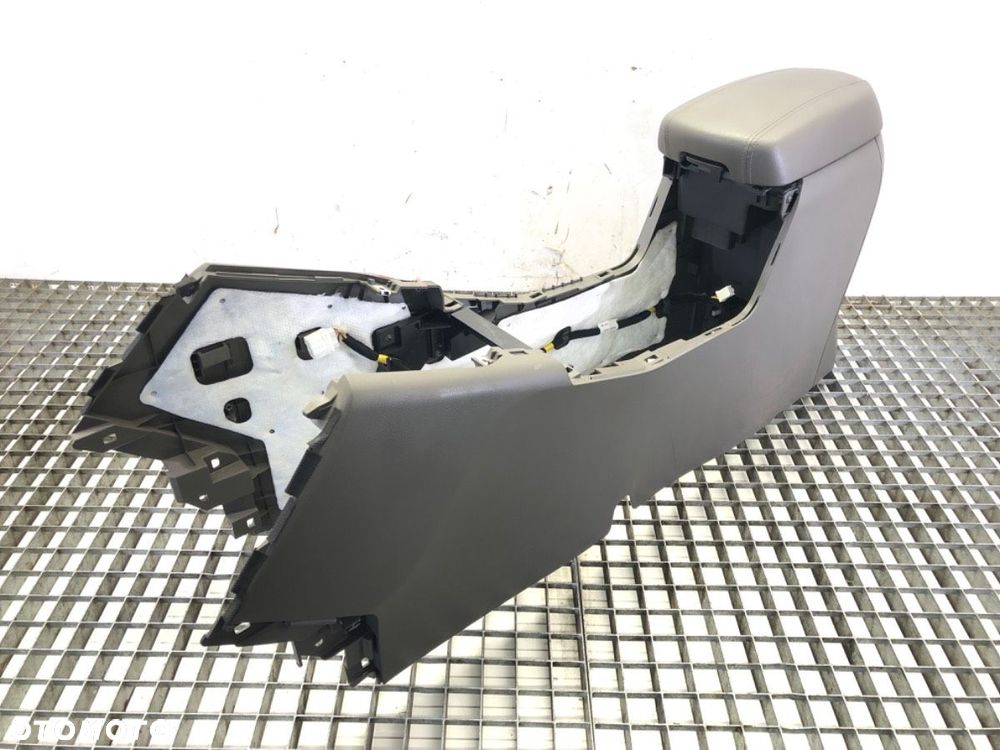 TUNEL ŚRODKOWY Z PODŁOKIETNIKIEM - 86.00 PLN - KIA SPORTAGE III (SL) 2009 - 2022 2.0 CVVT 120 kW - 2