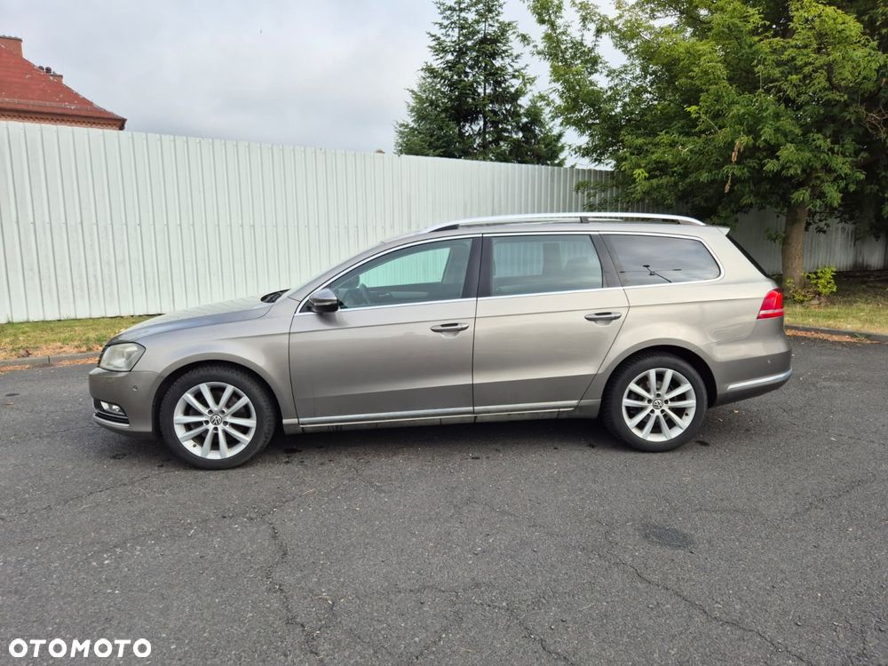 Volkswagen Passat 1.8 TSI Highline DSG - 17